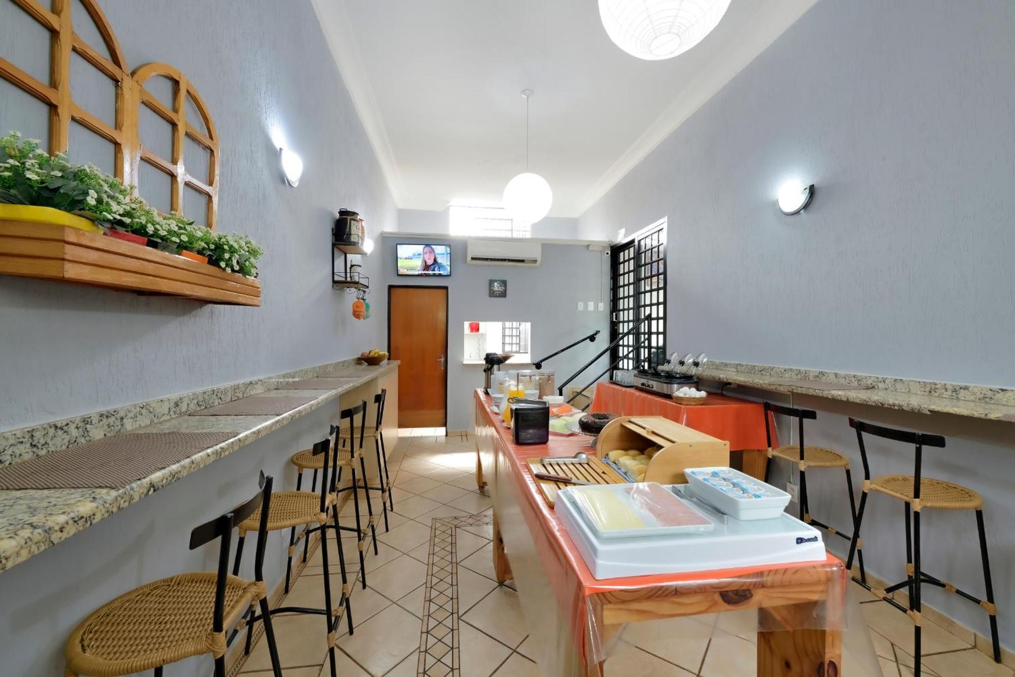 Hotel & Hostel Ribeirao Ribeirão Preto Buitenkant foto